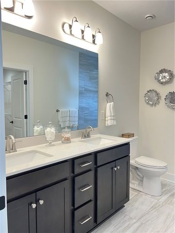 107 Hemingway Lane, Coraopolis, PA 15108