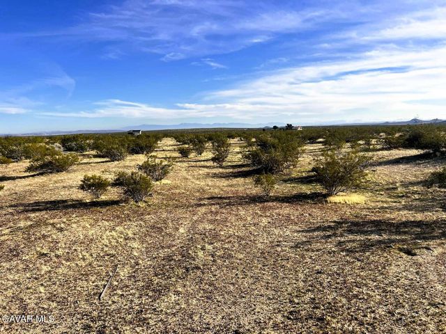 27601 Clarence Street, California City, CA 93505