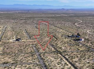 27601 Clarence Street, California City, CA 93505