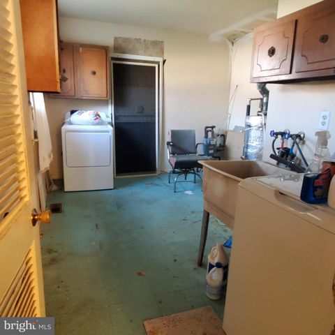 12 INDEPENDENCE BLVD, Lawnside, NJ 08045