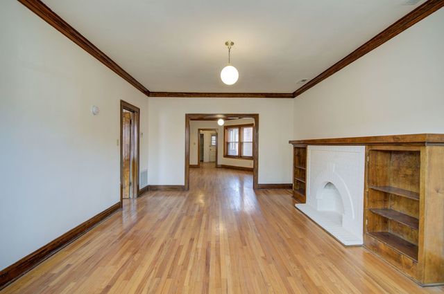 2704 N Mildred Avenue 2F, Chicago, IL 60614