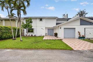 8210 SW 96th Ct, Miami, FL 33173