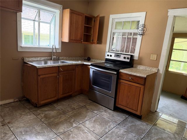 444 AVENUE B NE, Winter Haven, FL 33881