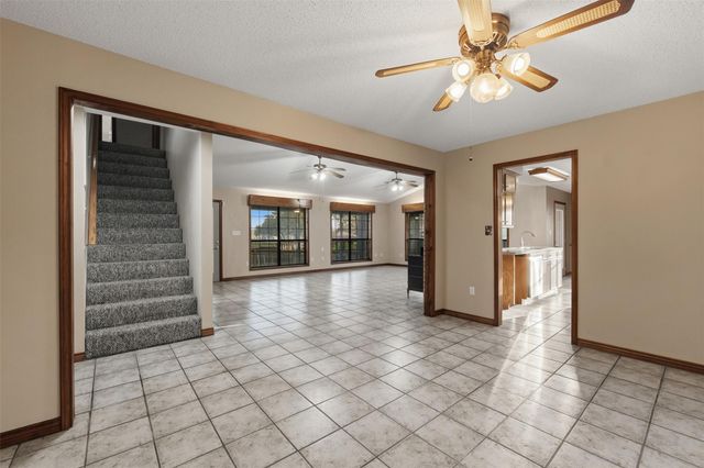 200 Cove View Drive, Trinity, TX 75862