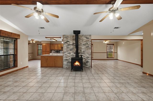 200 Cove View Drive, Trinity, TX 75862