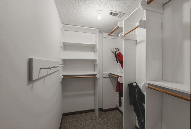 200 Cove View Drive, Trinity, TX 75862