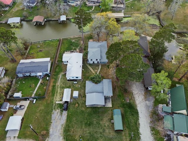 200 Cove View Drive, Trinity, TX 75862