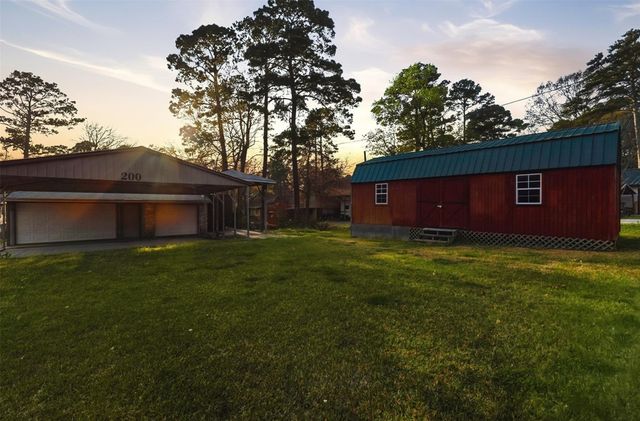 200 Cove View Drive, Trinity, TX 75862