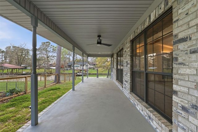 200 Cove View Drive, Trinity, TX 75862