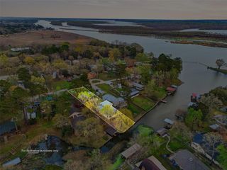 200 Cove View Drive, Trinity, TX 75862