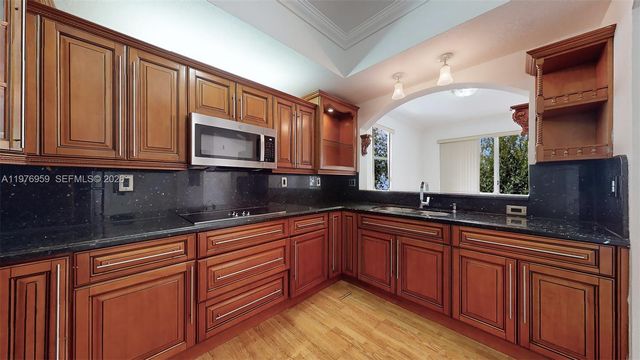 8980 W Flagler St 201, Miami, FL 33174