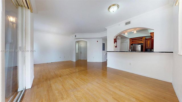 8980 W Flagler St 201, Miami, FL 33174