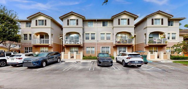 8980 W Flagler St 201, Miami, FL 33174