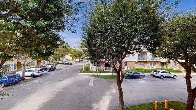 8980 W Flagler St 201, Miami, FL 33174