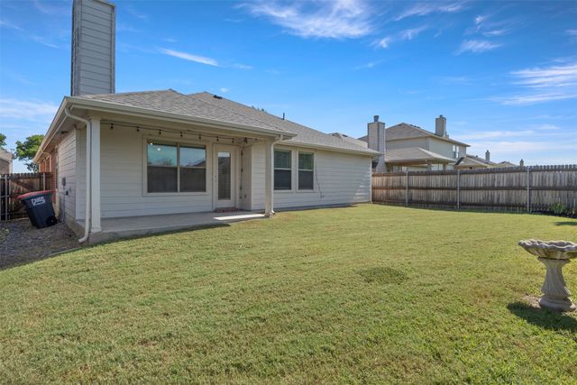2049 Helmoken Falls Drive, Anna, TX 75409