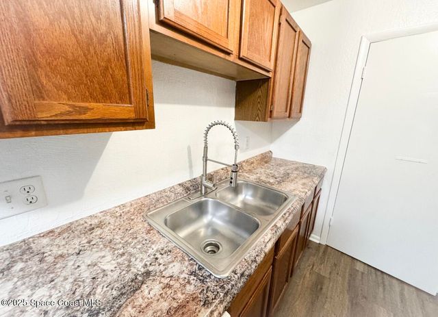 2130 Forest Knoll Drive NE 30-208, Palm Bay, FL 32905