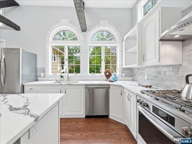 2 Linden Avenue, West Orange, NJ 07052