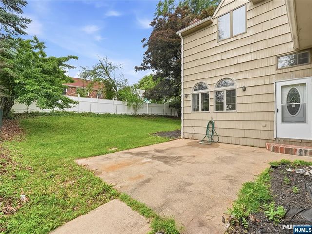 2 Linden Avenue, West Orange, NJ 07052