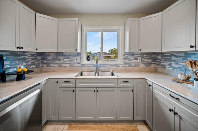 1524 Luxton Street, Seaside, CA 93955