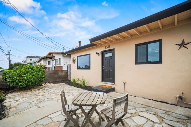 1524 Luxton Street, Seaside, CA 93955