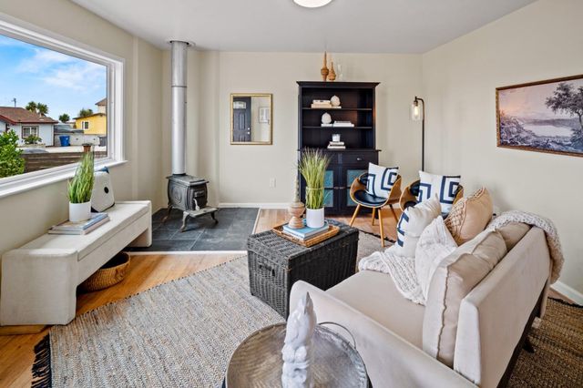 1524 Luxton Street, Seaside, CA 93955