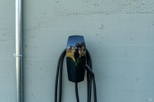 34201 Highway 128 Hwy, Cloverdale, CA 95425