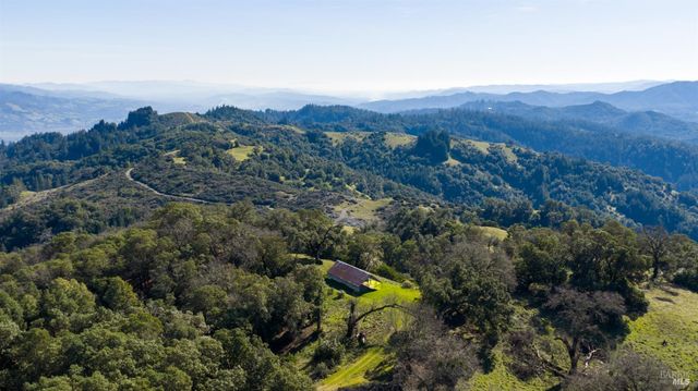 34201 Highway 128 Hwy, Cloverdale, CA 95425