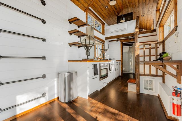 34201 Highway 128 Hwy, Cloverdale, CA 95425