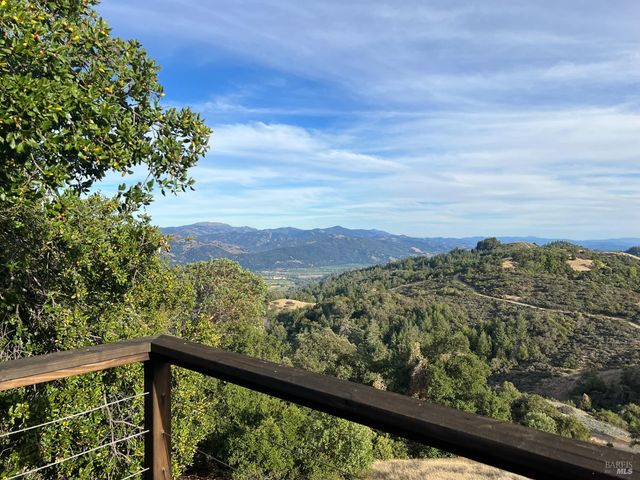 34201 Highway 128 Hwy, Cloverdale, CA 95425