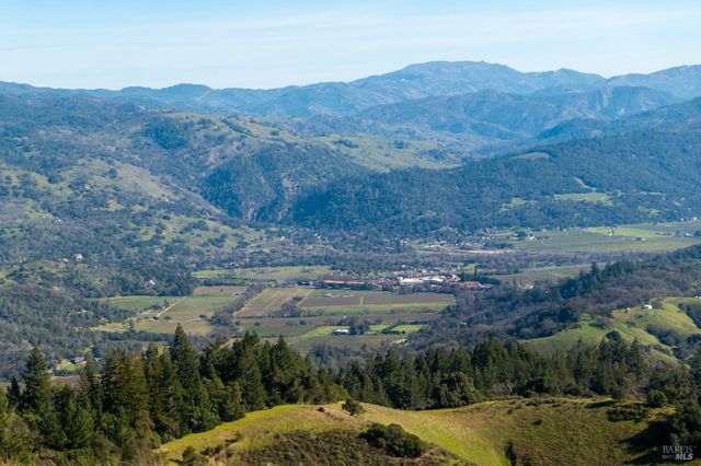 34201 Highway 128 Hwy, Cloverdale, CA 95425