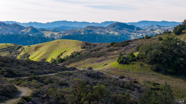 34201 Highway 128 Hwy, Cloverdale, CA 95425