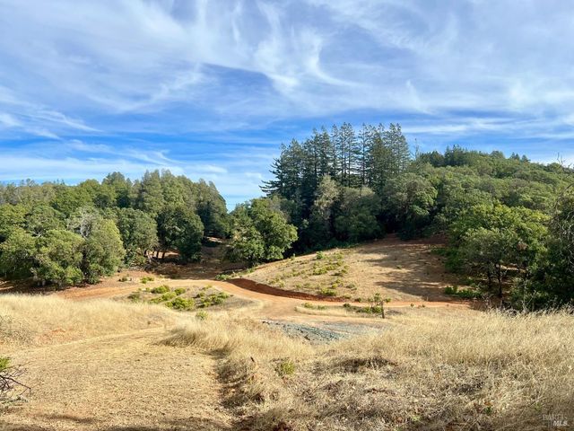 34201 Highway 128 Hwy, Cloverdale, CA 95425