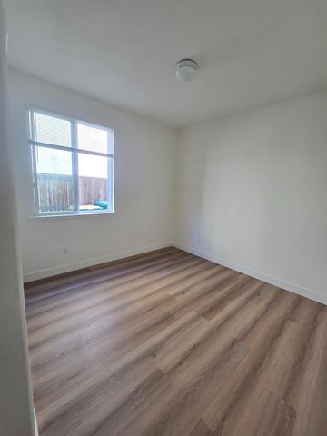 10554 Rudder Way, Stockton, CA 95209