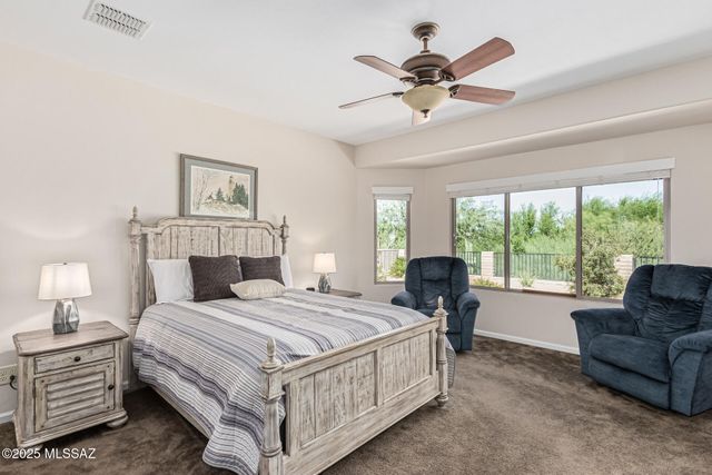 2551 E Canyon Crossing Drive, Green Valley, AZ 85614