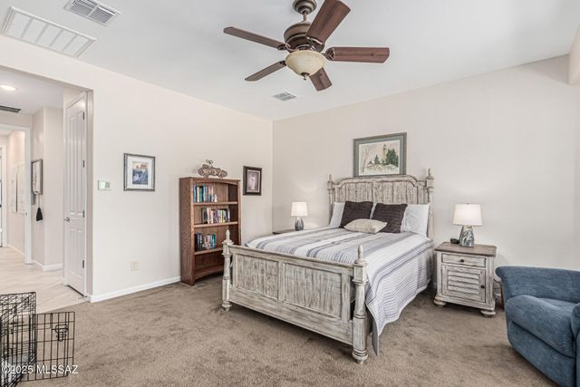 2551 E Canyon Crossing Drive, Green Valley, AZ 85614