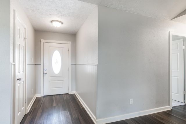 12757 Lake Conroe Hills Drive, Willis, TX 77318