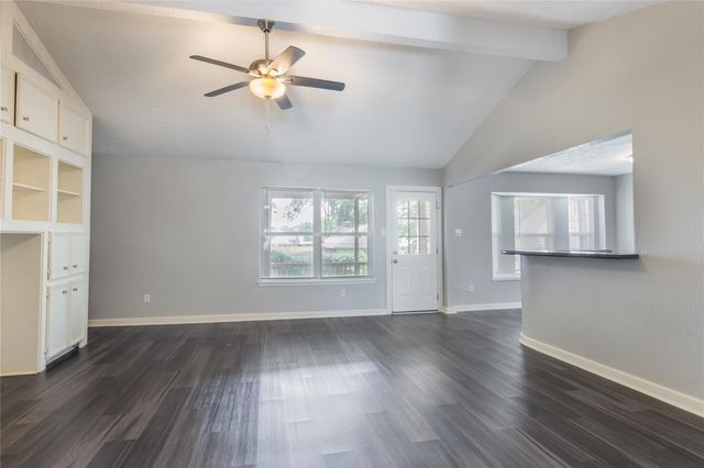 12757 Lake Conroe Hills Drive, Willis, TX 77318