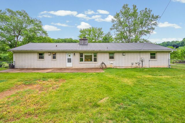 795 Clay Wright Rd, Erin, TN 37061