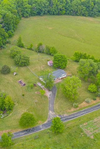 795 Clay Wright Rd, Erin, TN 37061