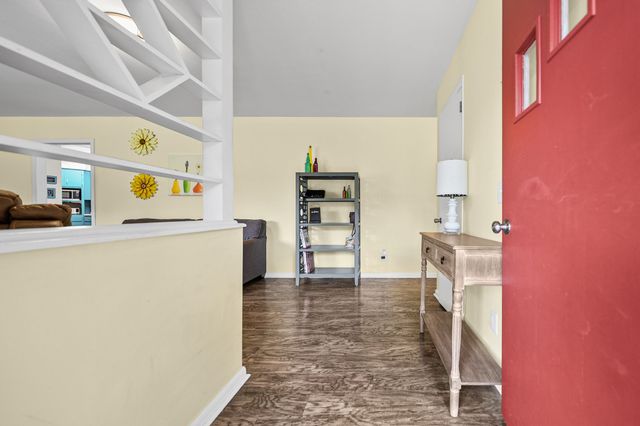 795 Clay Wright Rd, Erin, TN 37061