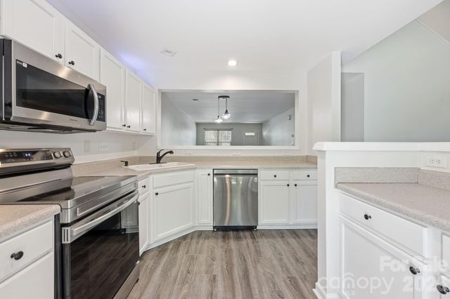 2540 Brackley Place NW, Concord, NC 28027