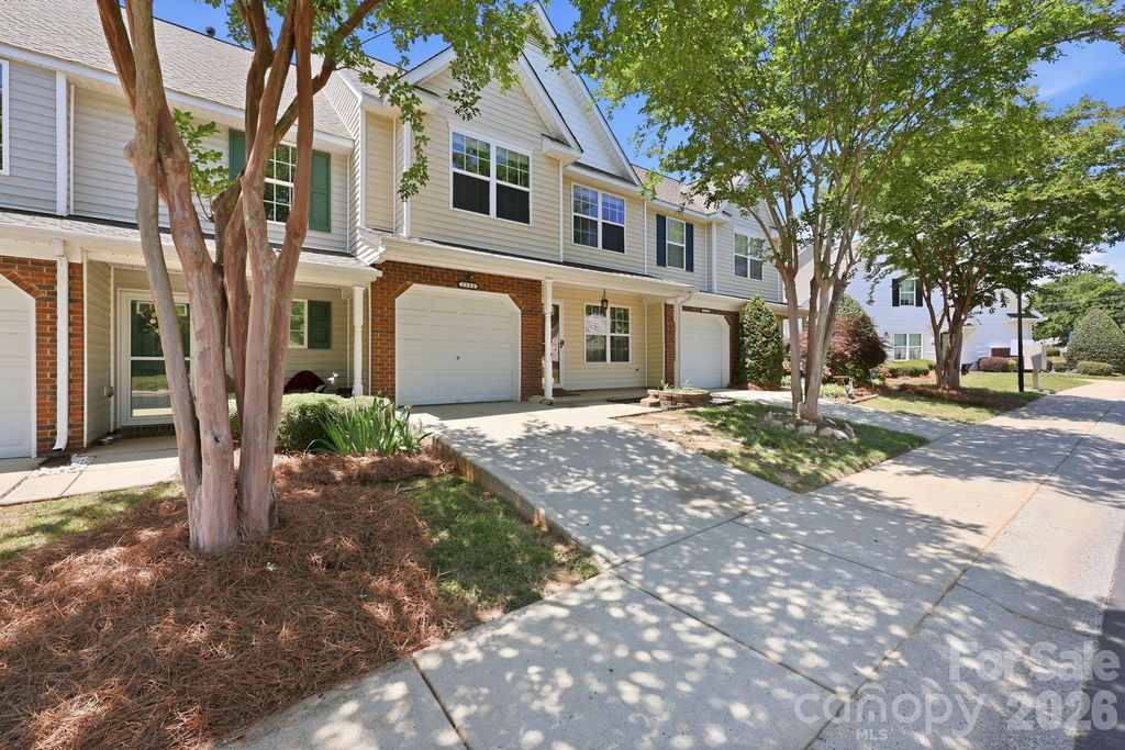 2540 Brackley Place NW, Concord, NC 28027