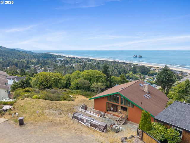 535 KESTERSON Ct, Rockaway Beach, OR 97136