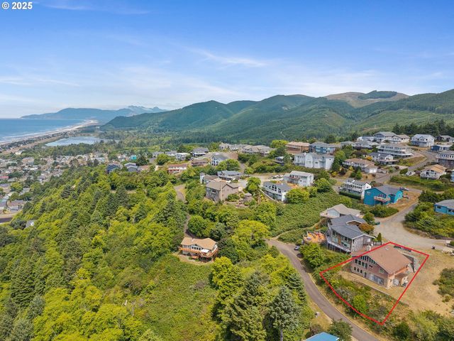 535 KESTERSON Ct, Rockaway Beach, OR 97136