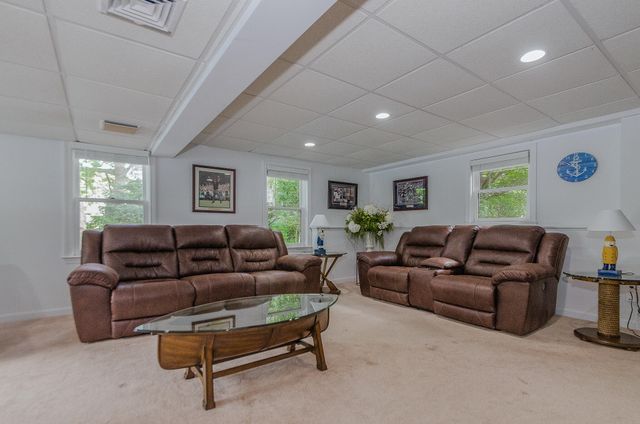 16 Morgan Way, West Barnstable, MA 02668