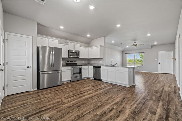 9000 Wildwood, Fort Smith, AR 72908