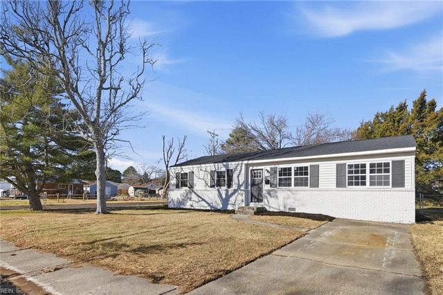 3056 Bow Creek BLVD, Virginia Beach, VA 23452