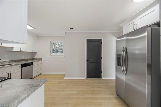 3056 Bow Creek BLVD, Virginia Beach, VA 23452