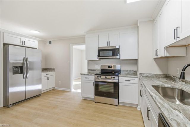 3056 Bow Creek BLVD, Virginia Beach, VA 23452