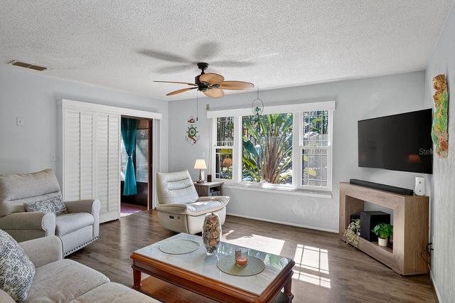 33 LAKEPOINT CIRCLE, Port Orange, FL 32128